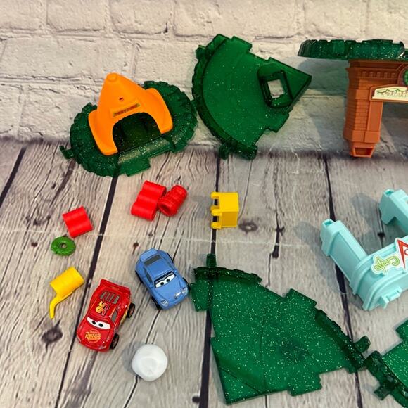 Disney Cars Mini Holiday Cars Advent Set - Picture 2 of 3